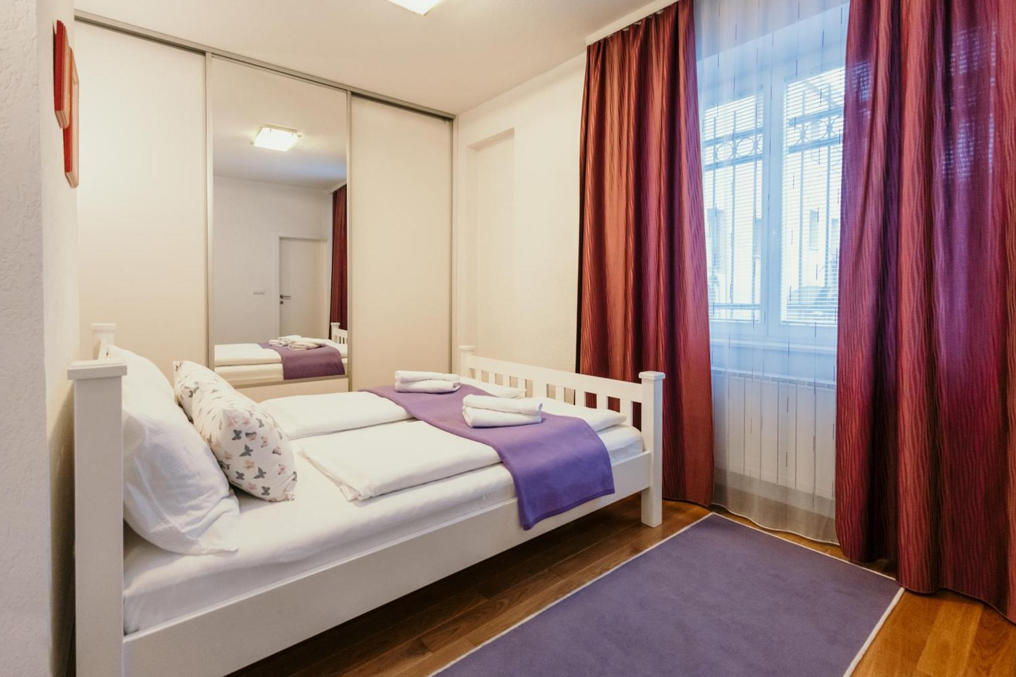 Apartment Vijecnica SJJ Extérieur photo